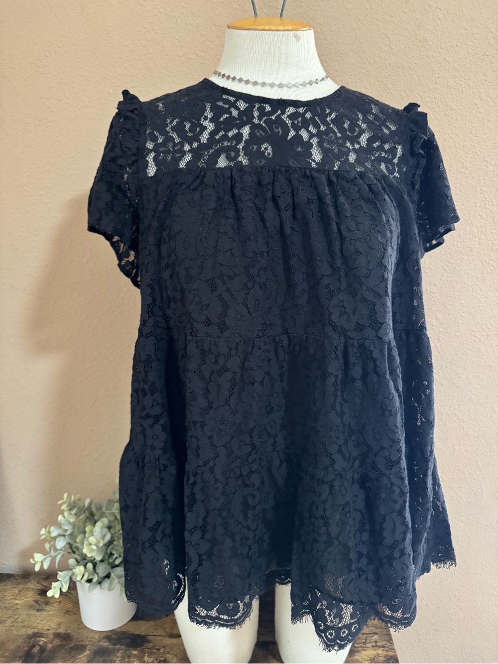 torrid Black Lace Short-Sleeve Peplum Blouse